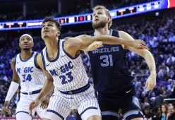 爱游戏平台体验-包含奥兰多魔术今晚扳平良机今晨孟菲斯灰熊临场应变，现场解说直呼：NBA季后赛国际比赛日热度飙升的词条