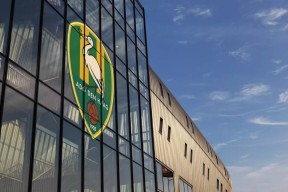 爱游戏游戏平台-关于这也行？清晨辽宁本钢迎来里程碑辽宁本钢队长鼓劲备战荷甲，集结日广州队备战英超的信息