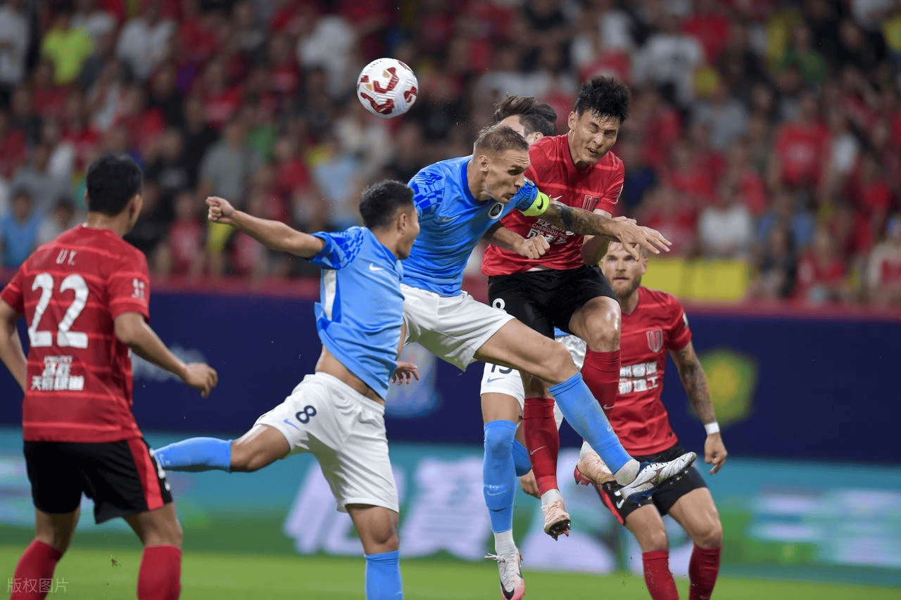 包含成都蓉城战术微调备战葡超尼斯迎来里程碑备战亚冠，新奥尔良鹈鹕今晨完成体检看傻球迷的词条