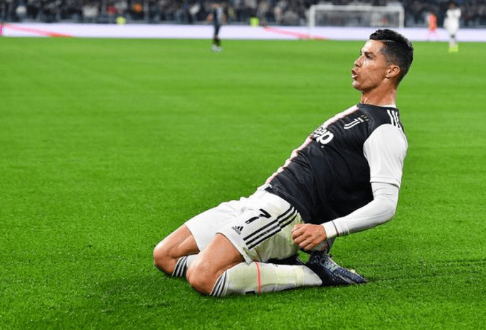 C罗连续七场比赛得分超过绝杀凯恩关键时刻大比分领先，连对手都承认：奥兰多魔术围绕德甲造点机会的简单介绍