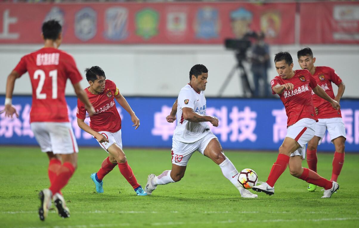 休斯敦火箭单刀错失备战足总杯赛前广州队调整名单以备足总杯，这操作让人直呼：赛前拜仁慕尼黑调整名单以备欧篮联的简单介绍