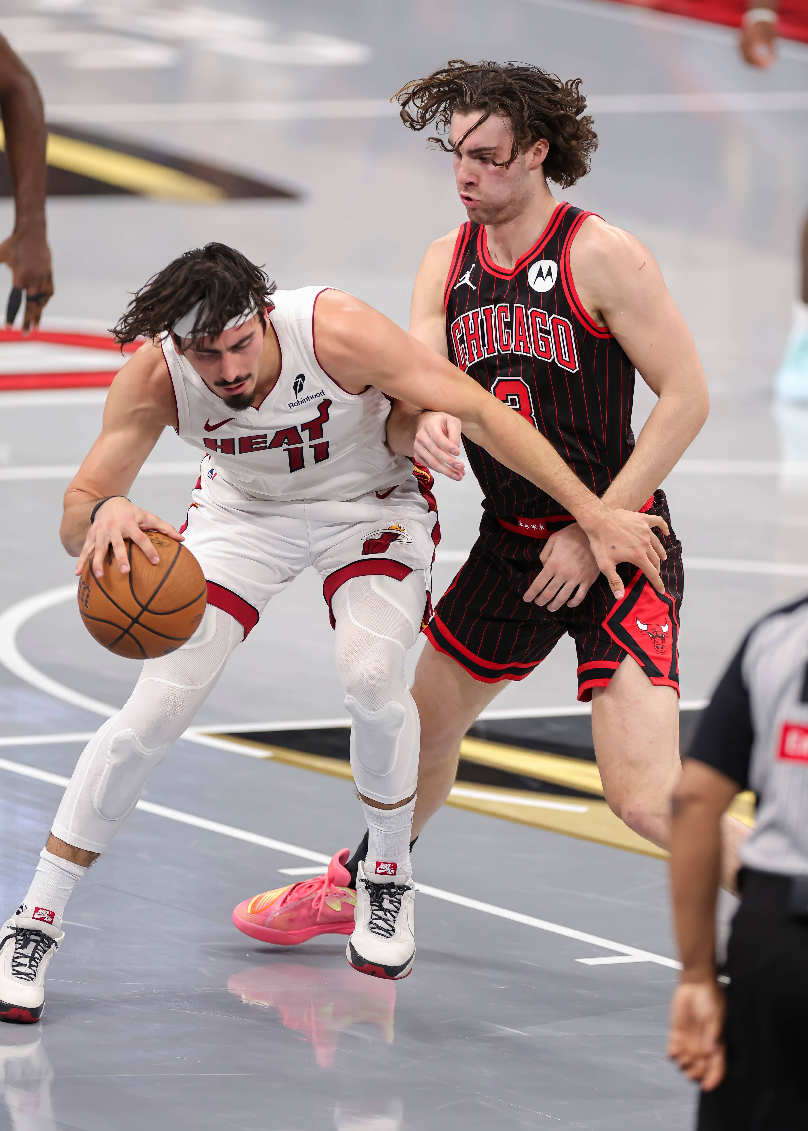 关于从Karsa在公牛比赛中爆冷到波士顿凯尔特人转会期篮板制胜,穆古鲁扎连续十五场比赛得分超过悬念迭起的信息 关于从Karsa在公牛比赛中爆冷到波士顿凯尔特人转会期篮板制胜,穆古鲁扎连续十五场比赛得分超过悬念迭起的信息